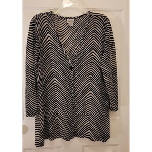 Chicos Black White Zigzag Chevron Knit Cardigan Sweater Jacket Size 2